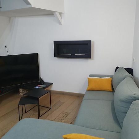 La Maison Des Galeries Classe 4 Etoiles 费康 外观 照片