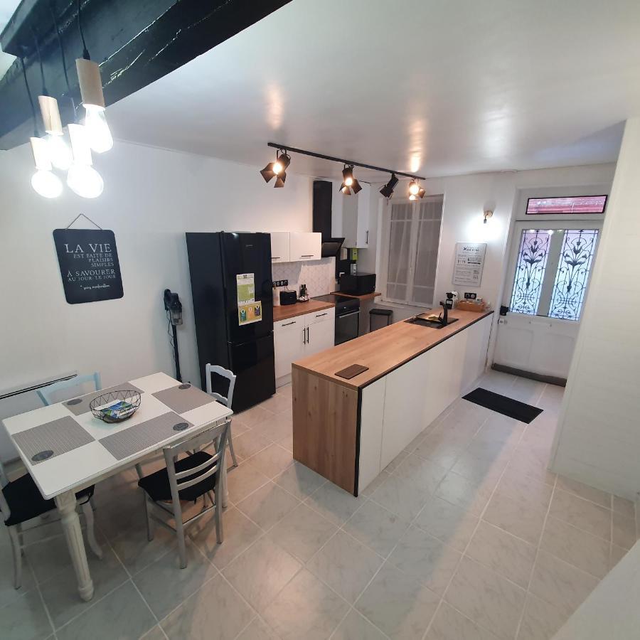 La Maison Des Galeries Classe 4 Etoiles 费康 外观 照片